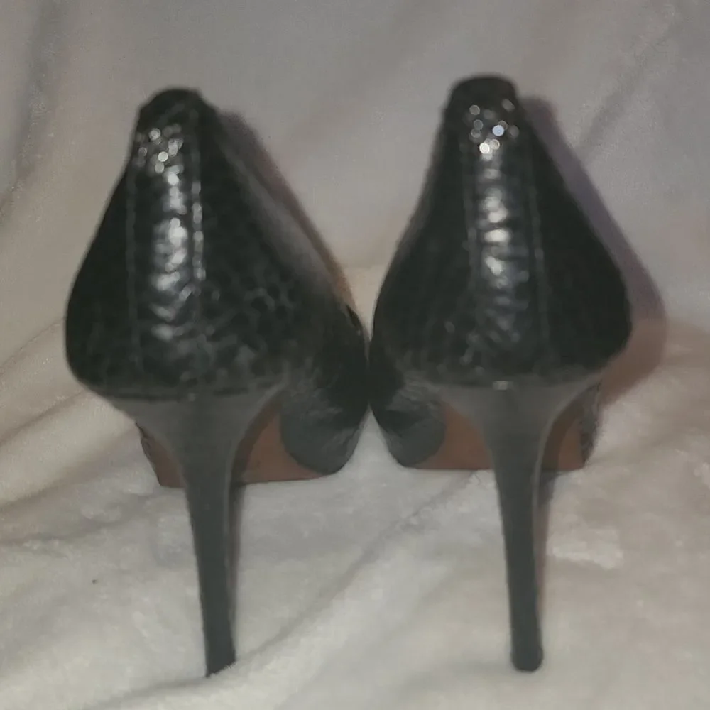 Coach Kristina Pumps